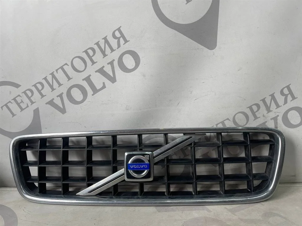 Решетка радиатора VOLVO S60 2004-2009