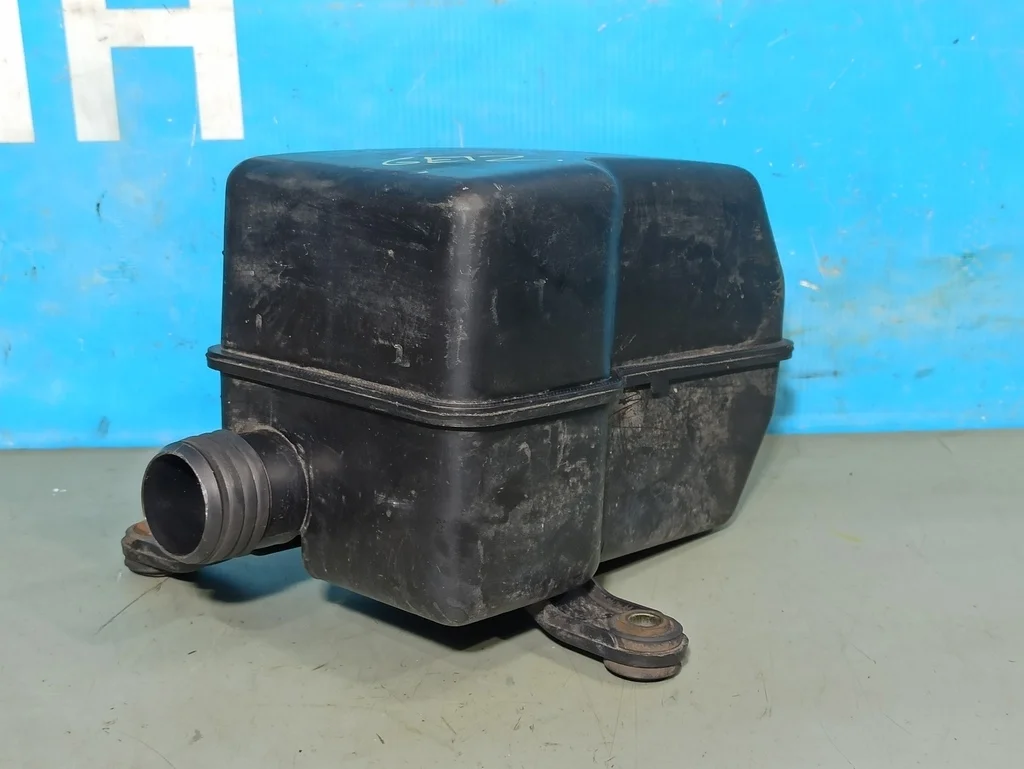 резонатор воздушного фильтра Hyundai Getz 2005-2011  16.09.2006