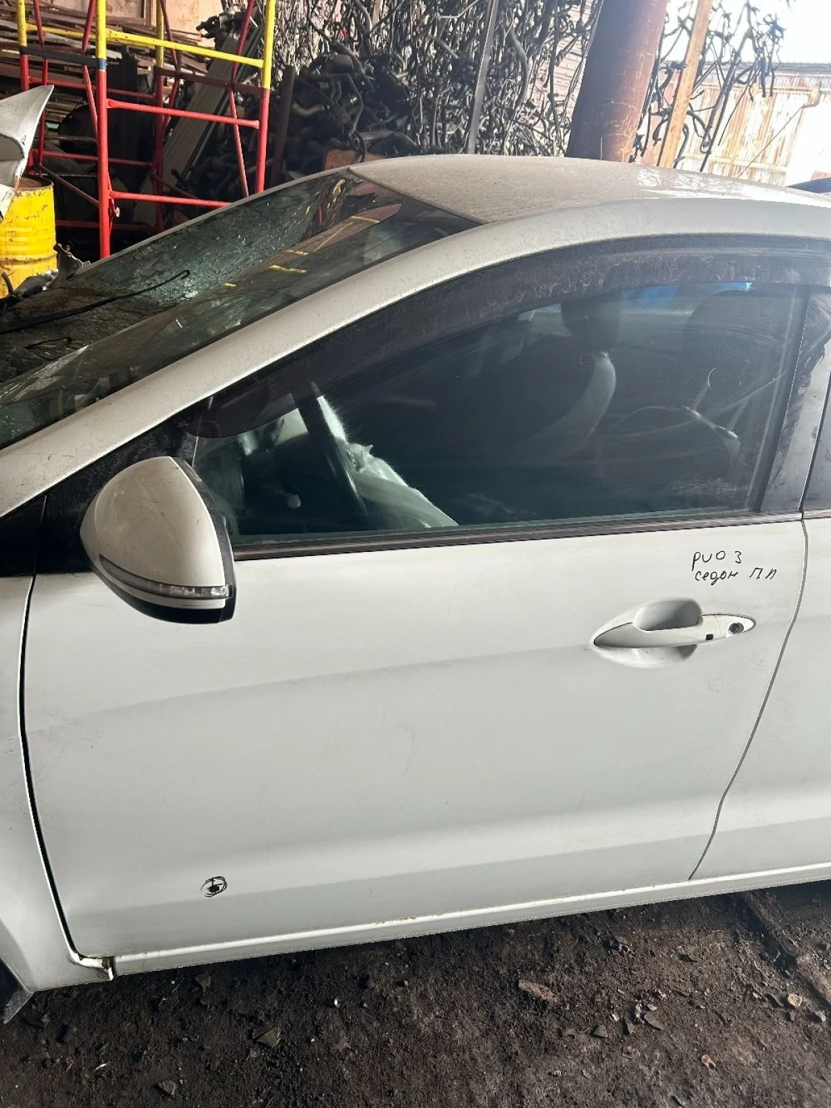 Дверь передняя левая Kia Rio 3