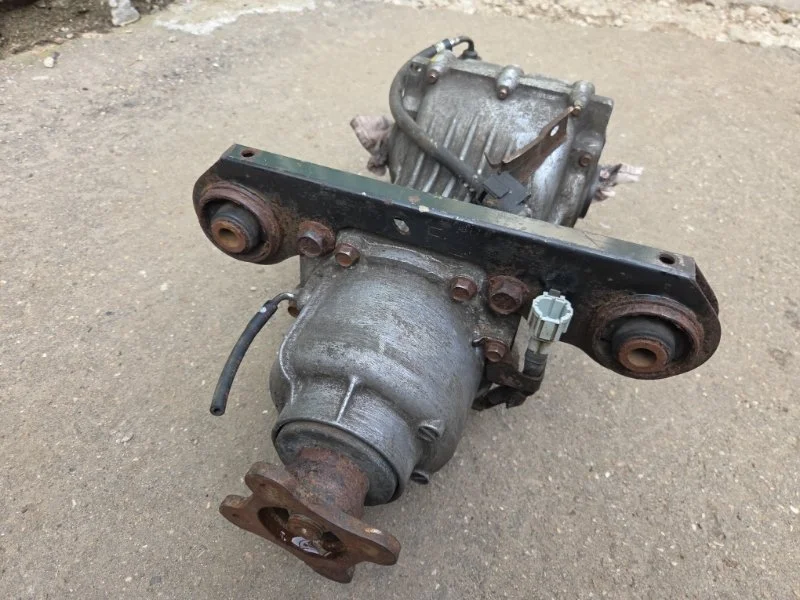 Редуктор NISSAN X-TRAIL 2007-2015 38300JD610 T31, задний