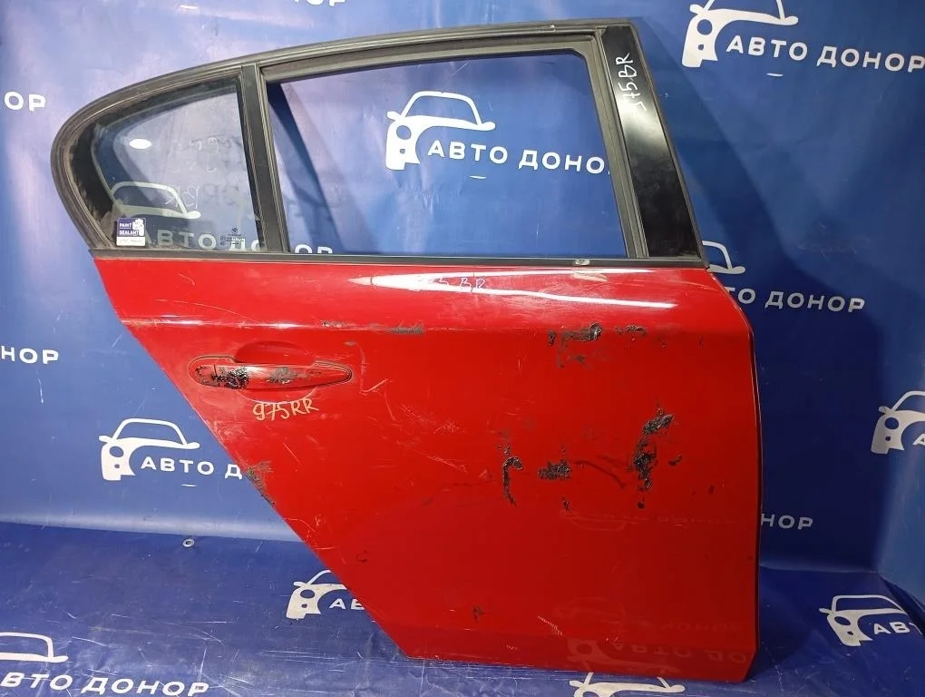 дверь BMW 1-Series E87 - R 41527191018