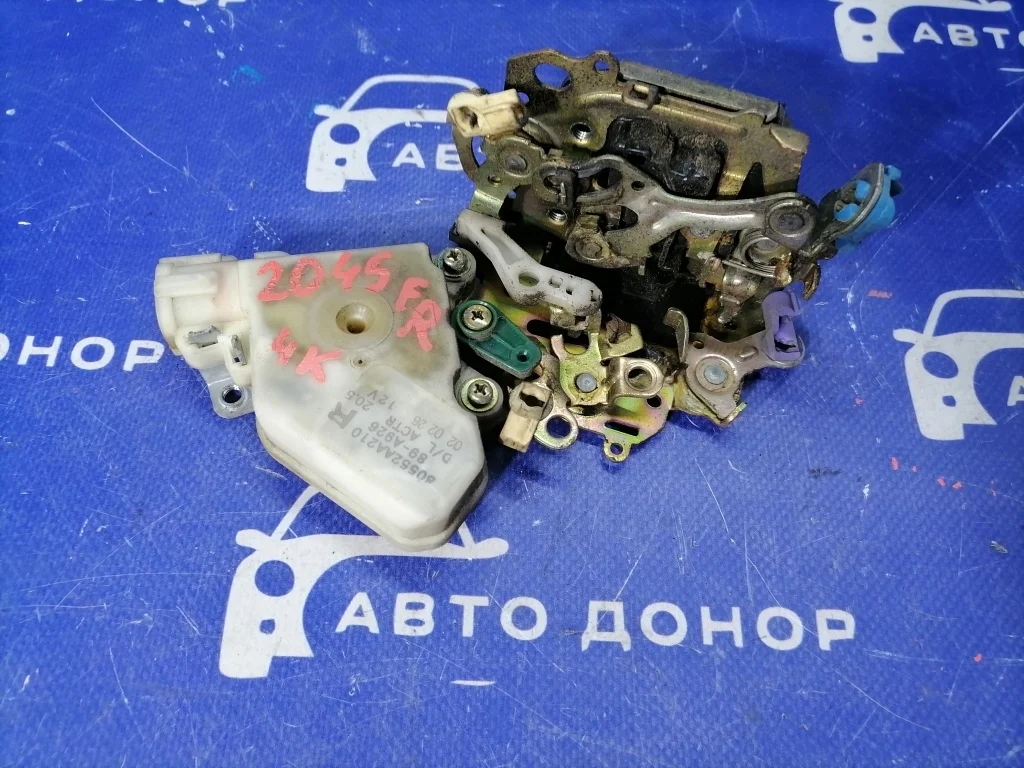 замок двери NISSAN BLUEBIRD SYLPHY QG10 QG18DE F 80502AA200