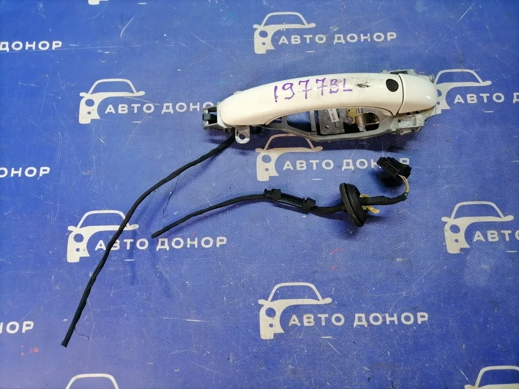 ручка двери VOLKSWAGEN TOUAREG 7LA - R 7L6839205