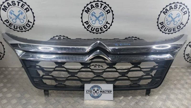 Решетка радиатора Citroen Jumper 2012-2020 290