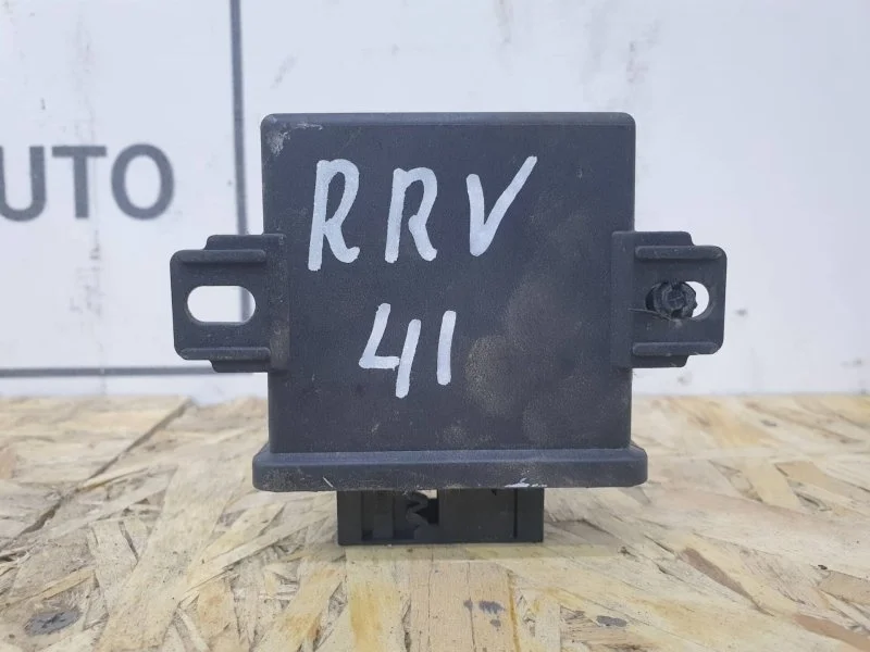 Блок управления светом LR Range Rover Vogue 2009 YWC500750 L322