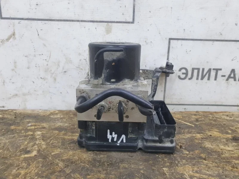 Блок ABS Volvo S60 2011 31329137 2 1.6