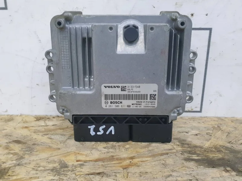 Блок управления двигателем Volvo S60 2011 31331540 2 1.6