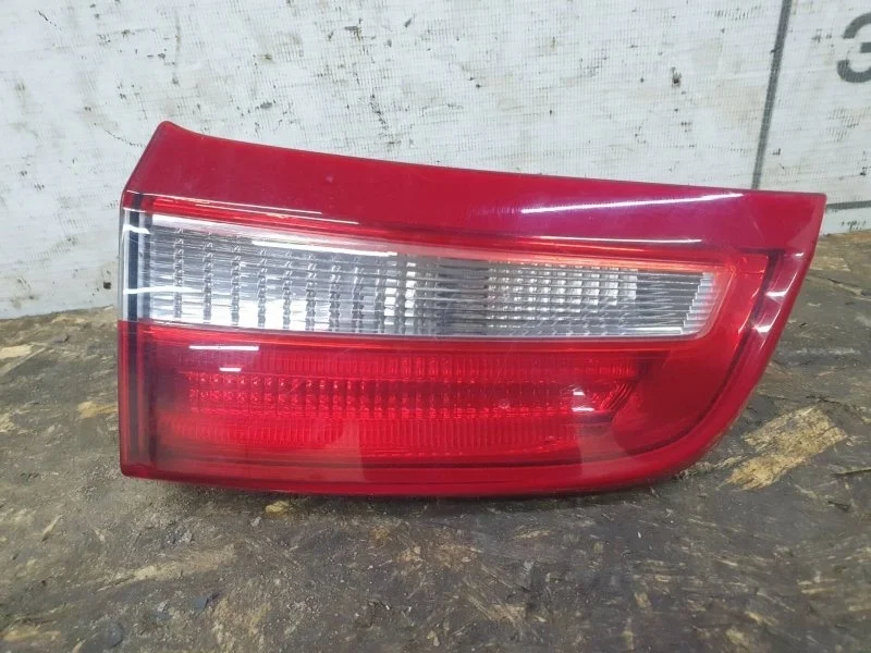 Фонарь внутренний Volvo S60 2011 30796272 2 1.6, правый