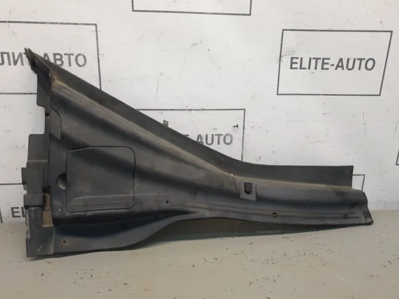 Жабо Nissan Murano 2005 66862CA000 Z50, правое
