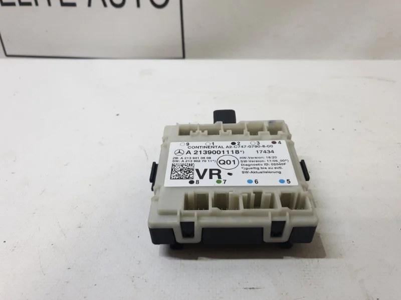 Блок управления двери Mercedes S 2018 A2139001118 W222 3.0D, передний правый