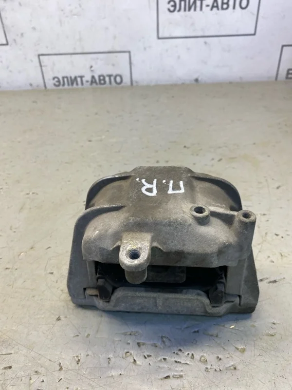 Подушка двигателя VW Touran 2009 1K0199262L 1.6, правая