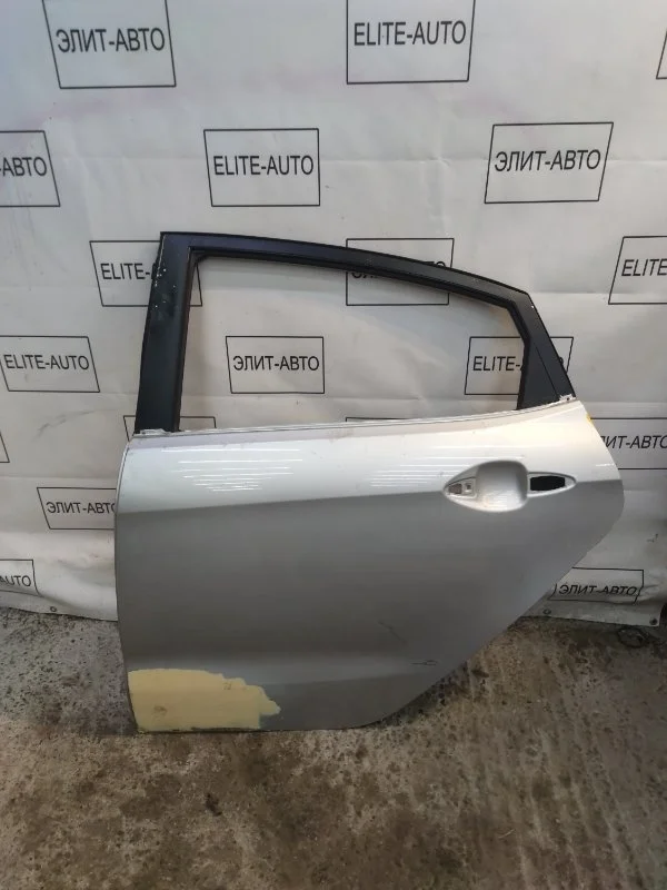 Дверь KIA RIO 2016 770034Y000 3 1.4, задняя левая