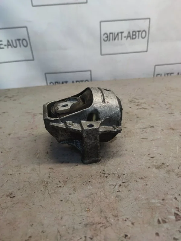 Подушка ДВС Audi A6 2012 8R0199381 C7 3.0, правая