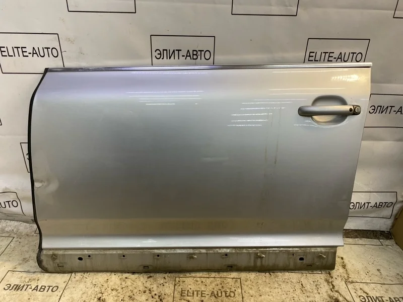 Дверь VW Touareg 2004 7L0831055L 7L 4.2, передняя левая