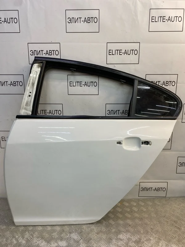Дверь Opel Insignia 2010 22796347 2.8, задняя левая