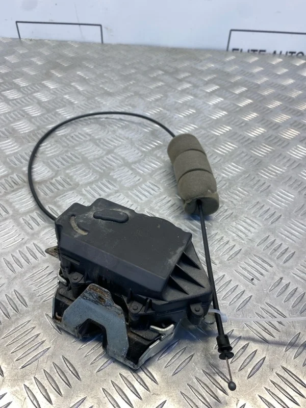 Замок багажника Mercedes GL 2008 A1647400435 X164 5.5