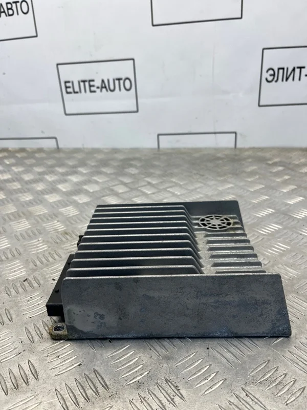 Усилитель музыки Mercedes GL 2008 А2518700590 X164 5.5