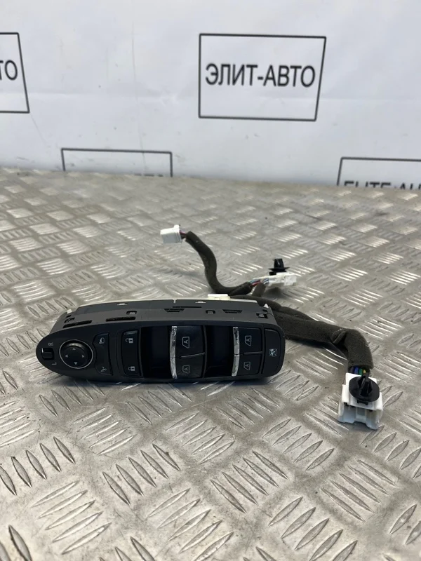 Блок управления стеклоподъемниками Infiniti Q70 M 2011 254011MK0A Y51 M37, передний левый