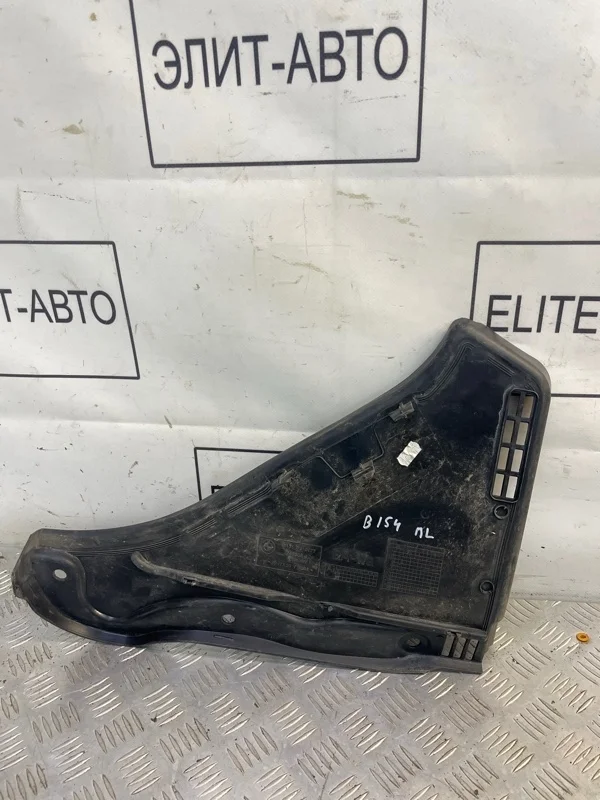 Накладка жабо BMW 6 2014 51717216977 F06 3.0, левая