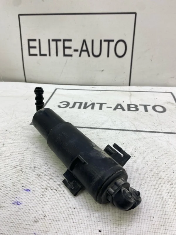 Форсунка омывателя фар Audi A4 2010 8K0955102A B8, правая