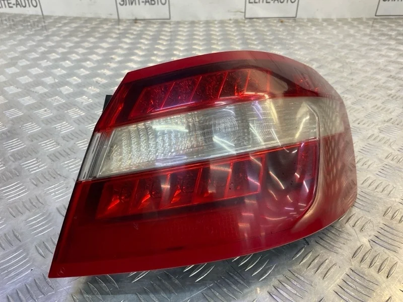 Фонарь внешний Mercedes E 2012 A2129066701 W212 2.1D, правый