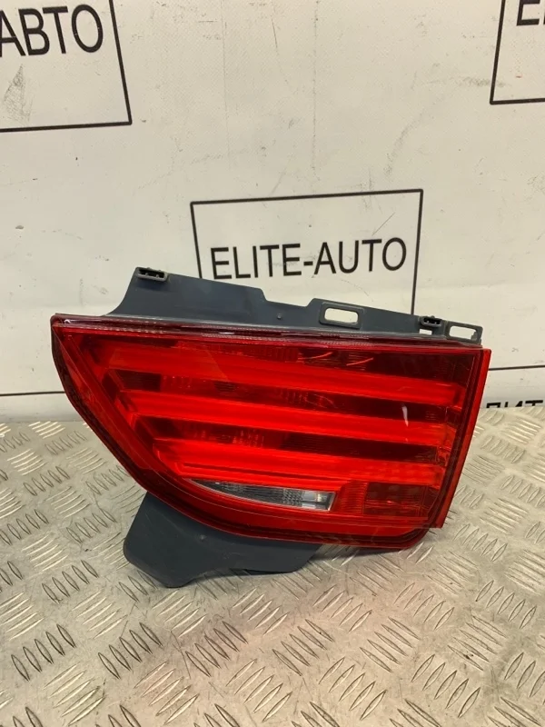 Фонарь внутренний BMW 5 GT 2009 63217199638 F07 N63, правый