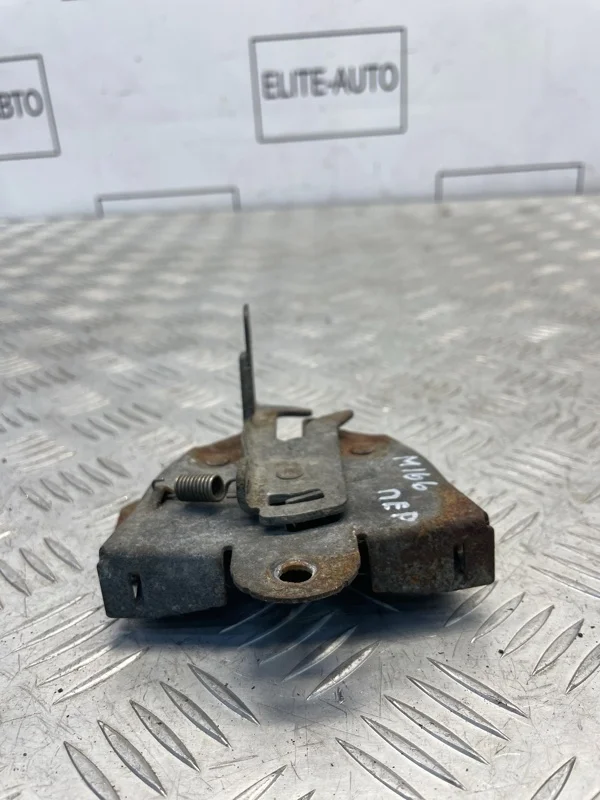 Замок капота Mitsubishi l200 2007 5908A019 4 2.5D