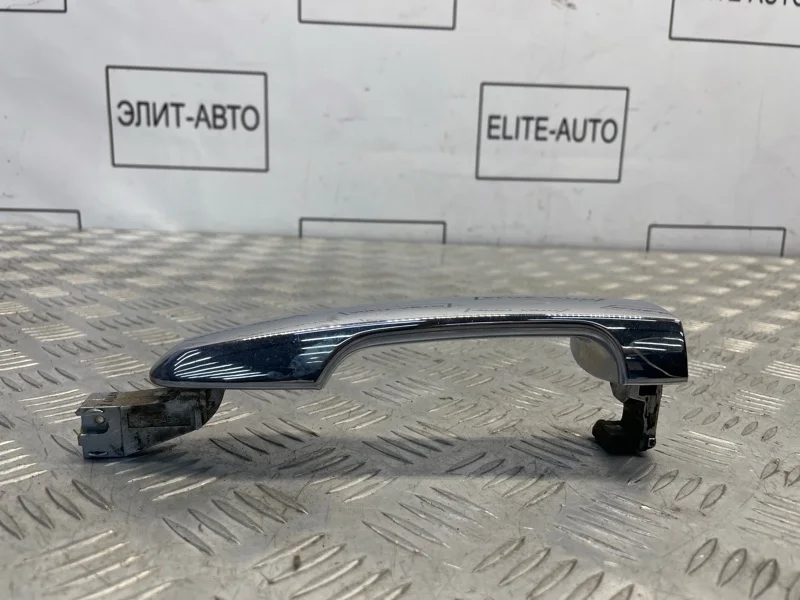 Ручка двери внешняя Mitsubishi l200 2007 5716A032 4 2.5D, передняя правая
