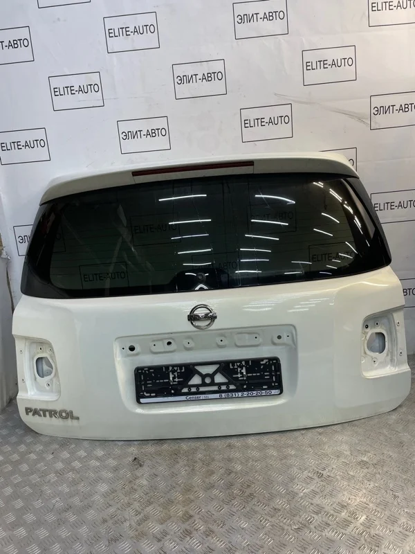 Крышка багажника Nissan Patrol 2010 K010M1LLAB Y62 5.6