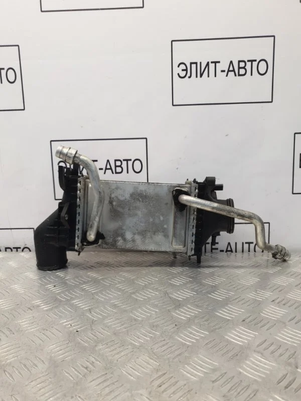 Интеркулер Mercedes E 2018 A2740900414 W213 2.0