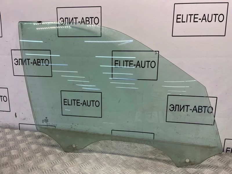 Стекло двери BMW X5 2012 51337137014 E70 4.4, переднее правое