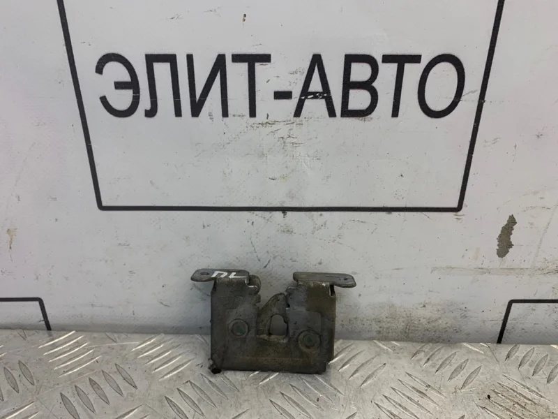 Замок капота BMW X5 2012 51237178753 E70 4.4, правый
