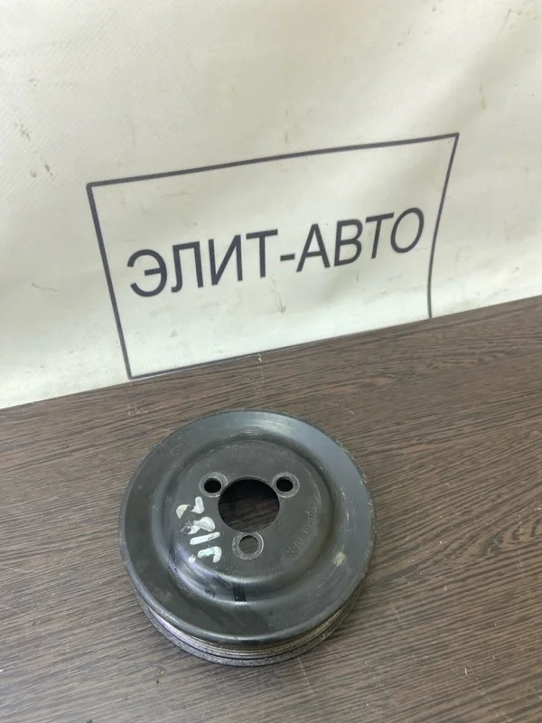 Шкив помпы VW Jetta 2012 03D121028B 6 1.4
