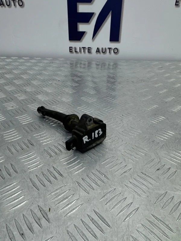 Катушка зажигания LR Range Rover Vogue 2011 LR010687 L322 5.0