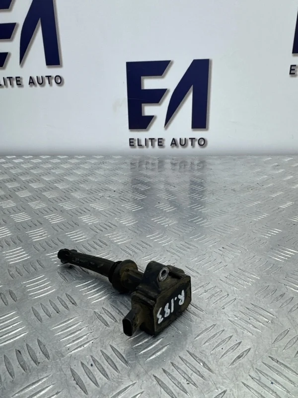 Катушка зажигания LR Range Rover Vogue 2011 LR010687 L322 5.0