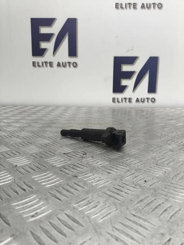 Катушка зажигания BMW 7 2010 12138657273 F01 F02 4.4