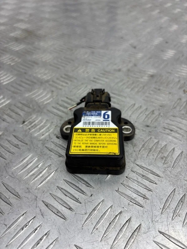 Датчик курсовой устойчивости Toyota Land Cruiser Prado 2012 8918348030 150 3.0D