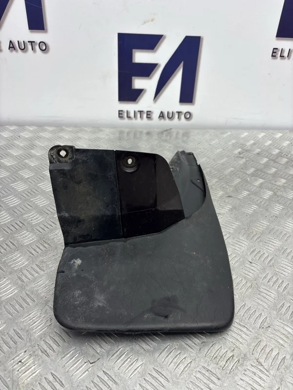 Брызговик Toyota Land Cruiser Prado 2012 7662560210 150 3.0D, задний правый