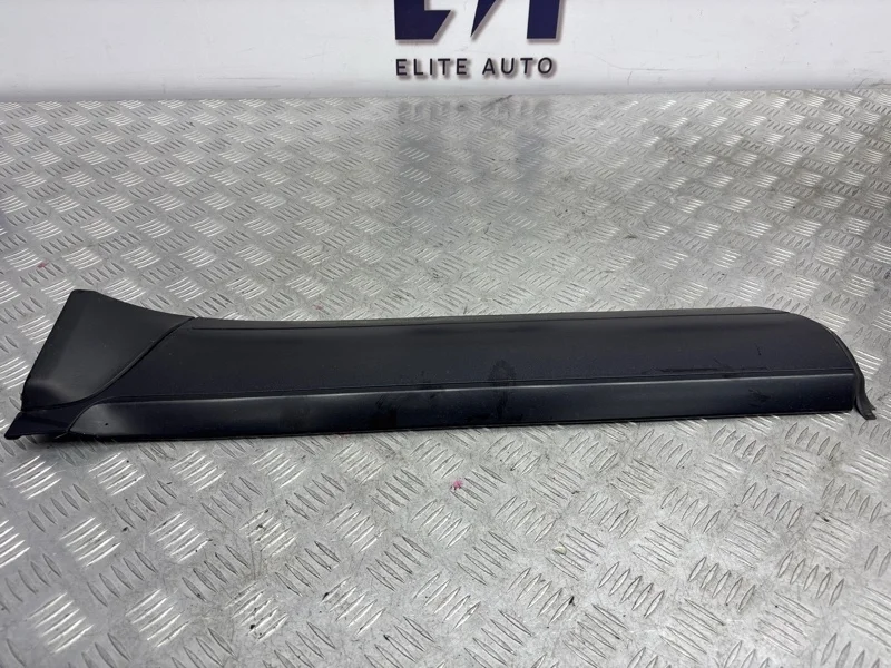 Молдинг двери Porsche Cayenne 2008 7L5839787 957 4.8, задний левый