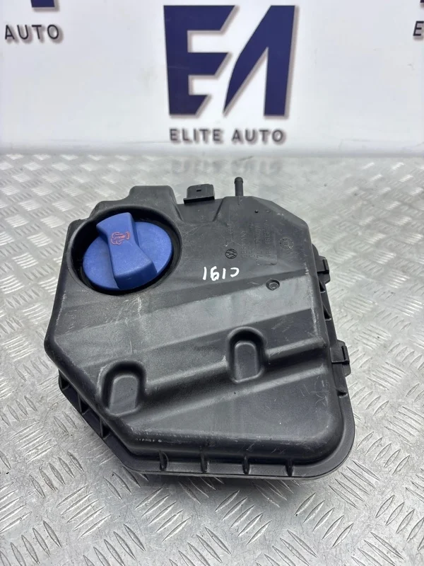 Бачок расширительный Porsche Cayenne 2005 7L0121407F 955 4.5T