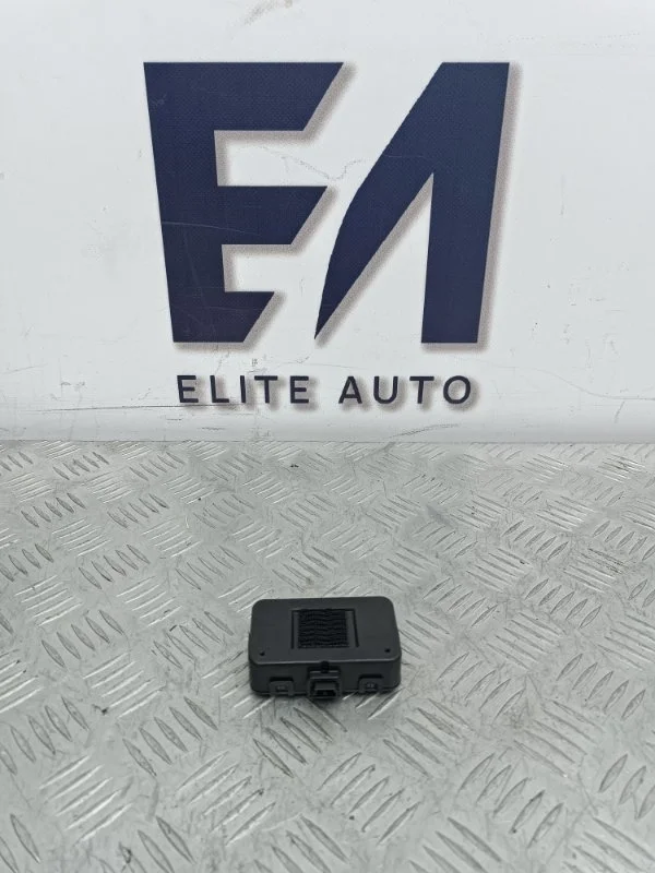 Блок управления центральным замком LR Range Rover Sport 2012 AH4215K602BC L320 3.0D