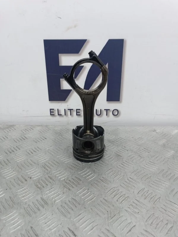 Поршень шатун LR Range Rover Sport 2012 LR038168 L320 3.0D