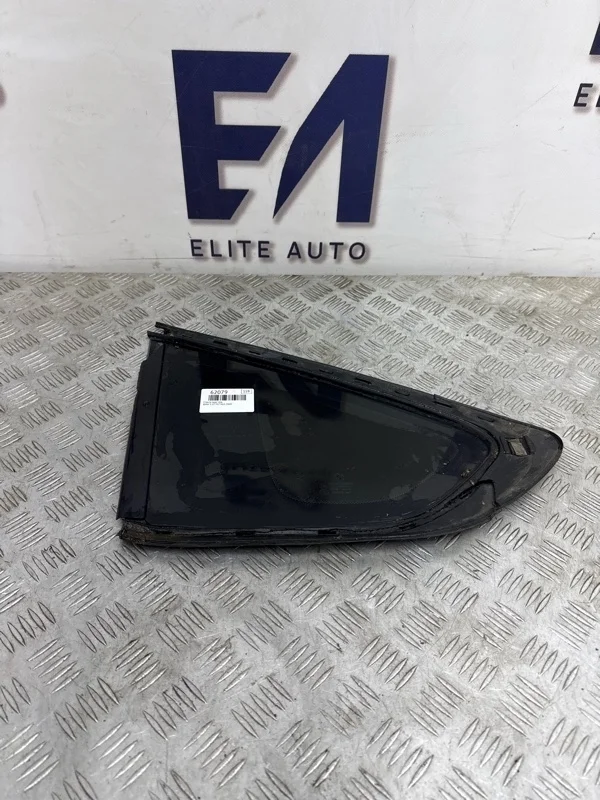 Форточка BMW 5 GT 2009 51377197897 F07 N63, задняя левая