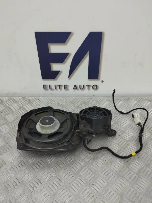 Динамик Mercedes S 2008 A2218205802 W221 4.7, передний левый