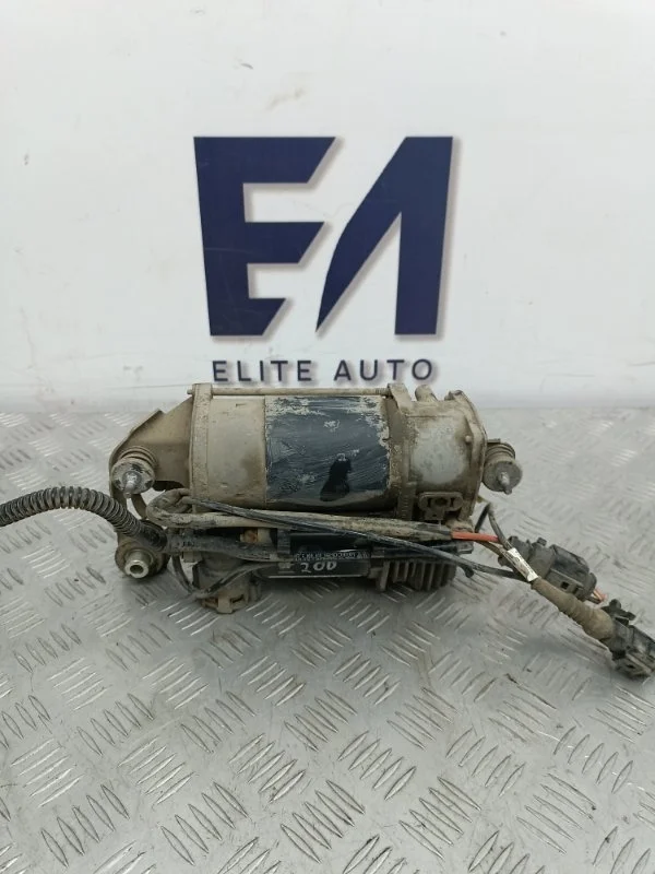 Компрессор пневмоподвески Porsche Cayenne Turbo 2005 95535890104 955 4.5T