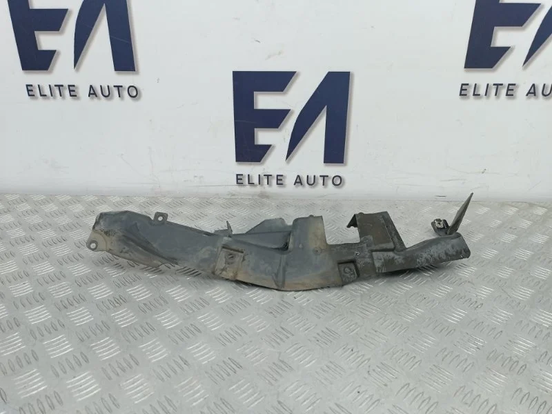 Кожух рулевой колонки BMW X6 2011 7160240 E71 4.4, правый