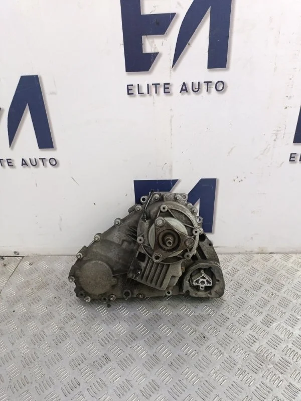 Раздаточная коробка BMW X6 2010 27105A371D7 E71 3.0
