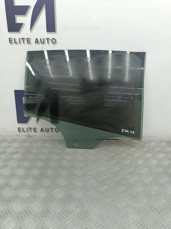 Стекло двери BMW X6 2011 51337193740 E71 4.4, заднее правое