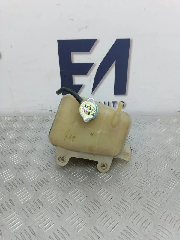 Бачок расширительный MAzda CX-9 2012 CY0115350 3.7