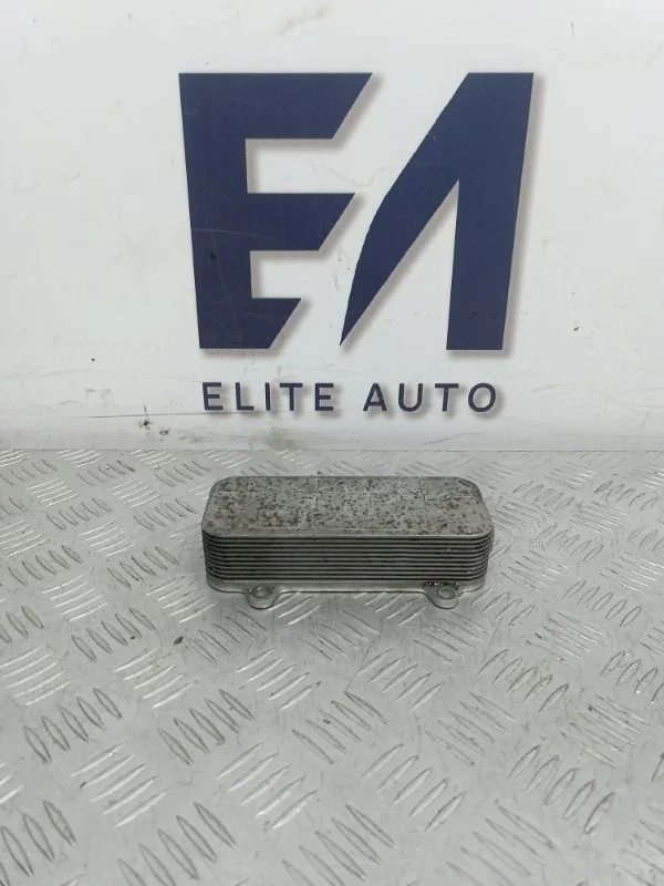Теплообменник VW Touareg 2003 070117021D 7L 2.5D
